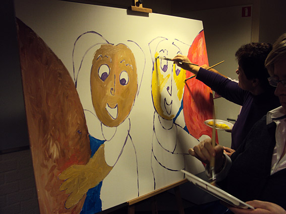 schilderen kraamverzorgsters tijdens workshop schilderen